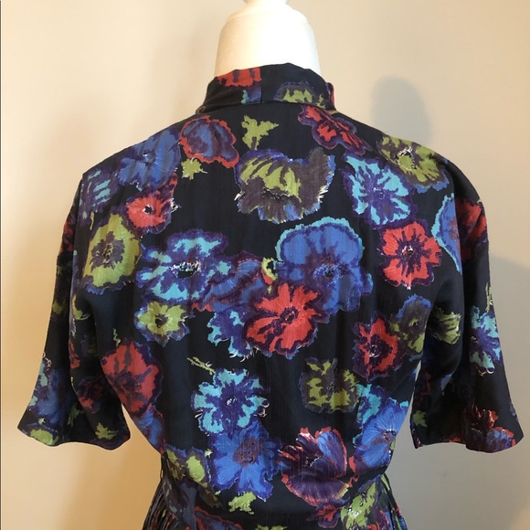 Vintage Pleated Midi Shirtwaist Dress - Picture 6 of 8